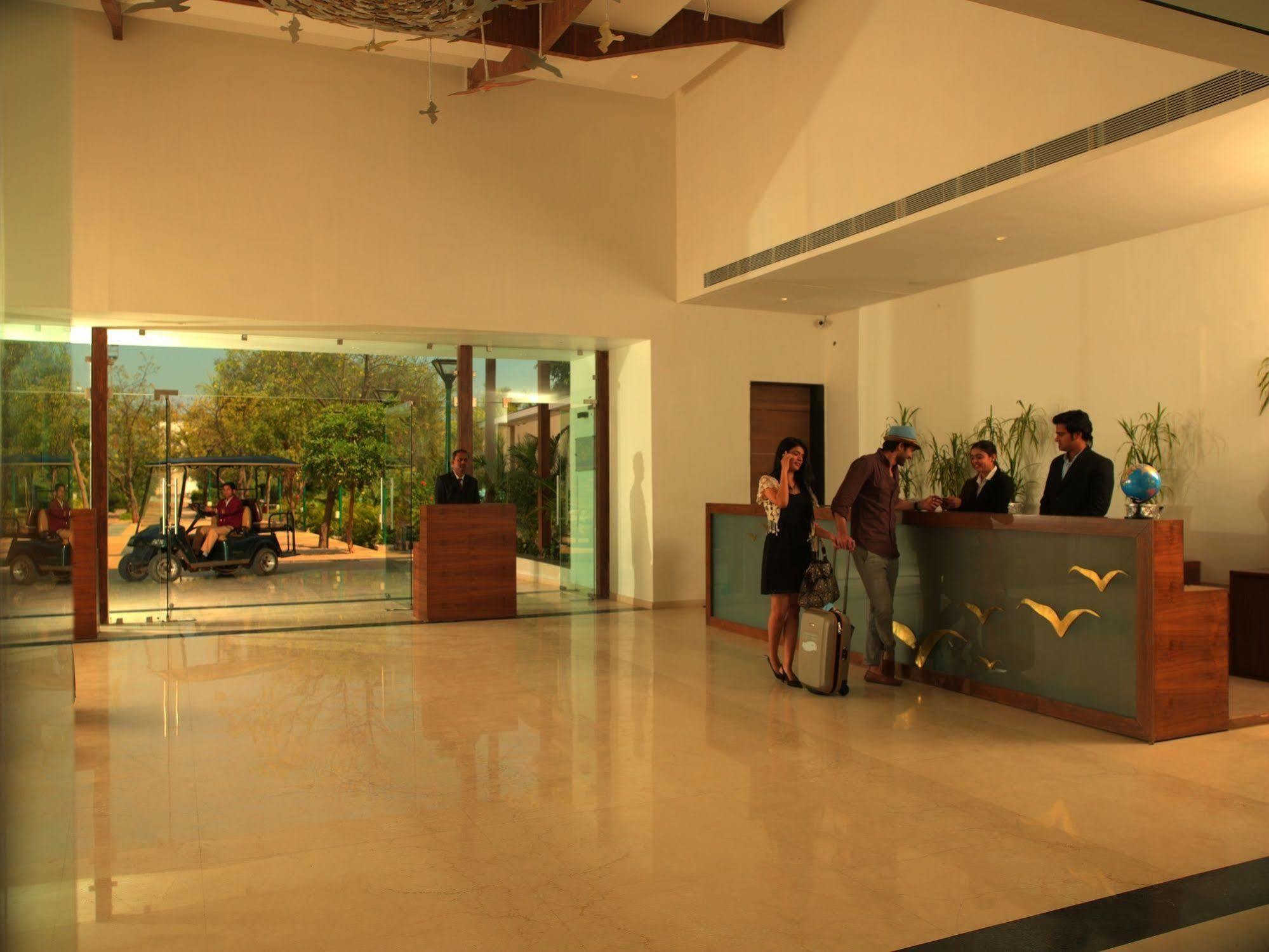Palm Green Club Resort Jetalpur Εξωτερικό φωτογραφία